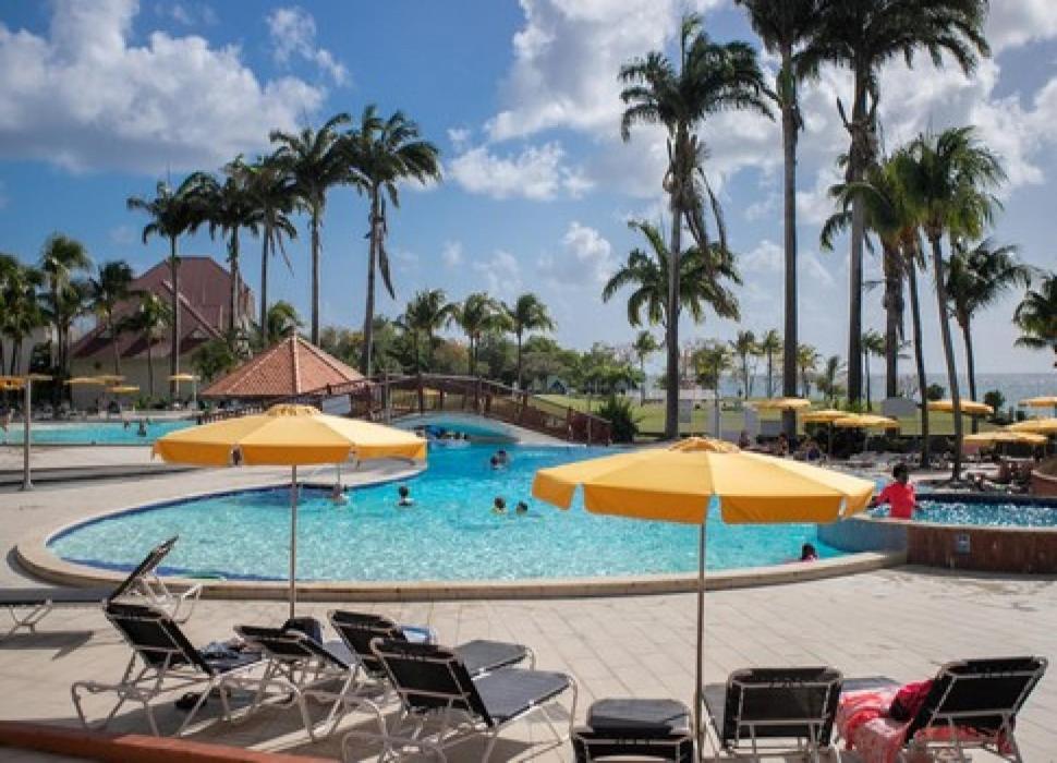 Dans Village Pierre & Vacances - 3 Pieces - Piscine, Plage - Vues Mer, Calme & Spacieux Сент-Люс Екстер'єр фото