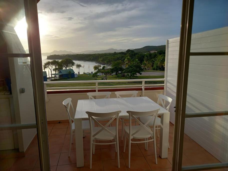 Dans Village Pierre & Vacances - 3 Pieces - Piscine, Plage - Vues Mer, Calme & Spacieux Сент-Люс Екстер'єр фото